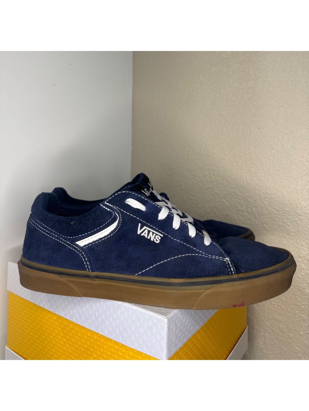 Vans Filmore Navy Blue Suede Gum Sole Skate Shoes Men’s Size 9.5 Sneakers